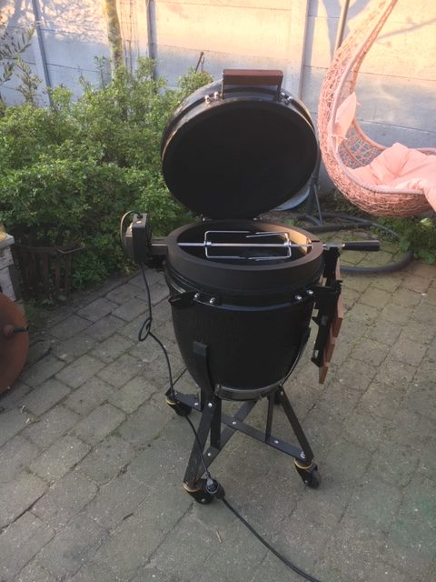 Kamado rotisserie – Spit on fire Medium (19 inch)